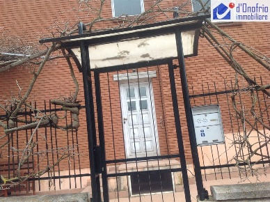 Foto Villa bifamiliare in CONTRADA SAN GIACOMO, Ferrazzano di 220 m²