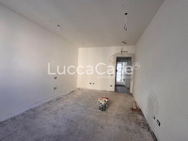 Foto Casa indipendente a Capannori Centro di 160 m² con 8 locali in vendita