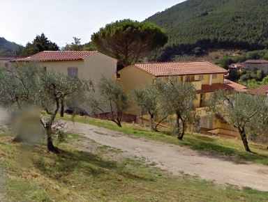 Foto Appartamento a Buti Centro di 633 m² con 17 locali in vendita