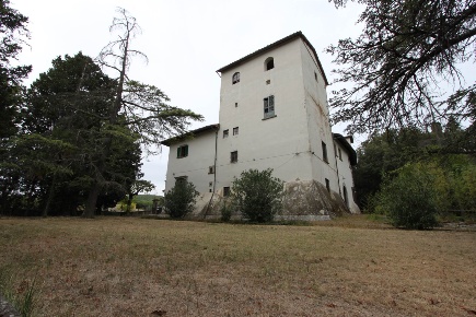 Foto Villa unifamiliare a Rignano sull'Arno Centro di 1700 m² con 50 locali