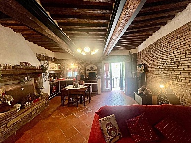 Foto Casa indipendente a Crespina Lorenzana Crespina di 78 m² con 3 locali