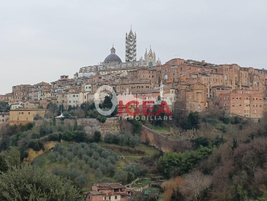 Foto Appartamento a Siena San Prospero di 100 m² con 5 locali in vendita