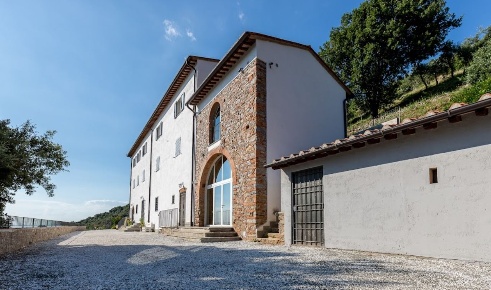 Foto Villa unifamiliare a Vecchiano Vecchiano Nodica di 658 m² in vendita