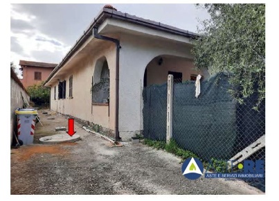 Foto Appartamento in STRADA VALMONTORIO, Latina Lido di Foce Verde di 98 m²