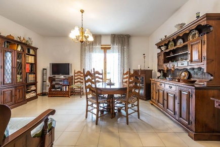 Foto Appartamento in TRASAGHIS, Roma Labaro di 104 m² con 3 locali