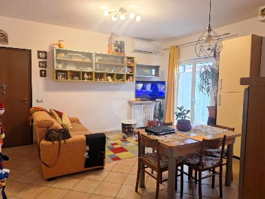 Foto Appartamento in Via Paolo Ceccarelli, Perugia Fontignano di 102 m²