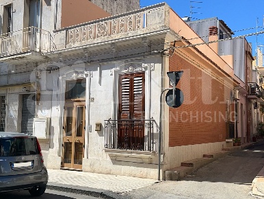 Foto Casa indipendente in Corso garibaldi 147, Avola Centro di 94 m²