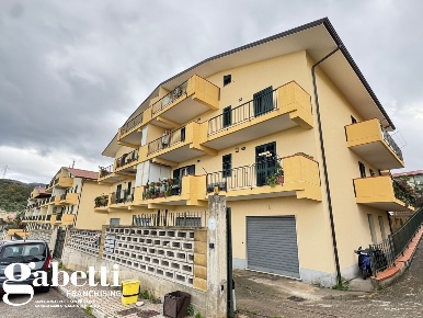 Foto Appartamento in Via Meazza 11, Patti Case Nuove Russo di 130 m²