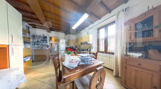 Foto Appartamento a Carrara Stadio, Sant'Antonio, Marasio di 72 m²