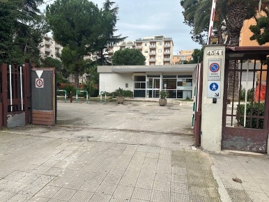 Foto Appartamento a Bari di 135 m² con 4 locali in vendita
