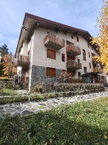 Foto Appartamento in Viale Betulle, Oulx Beaulard di 85 m² con 4 locali