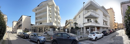 Foto Ufficio in Via Orazio Quinto Flacco 5, Aversa di 50 m² con 1 locali