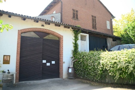 Foto Rustico in via Adele Alfieri, Magliano Alfieri Centro di 364 m²