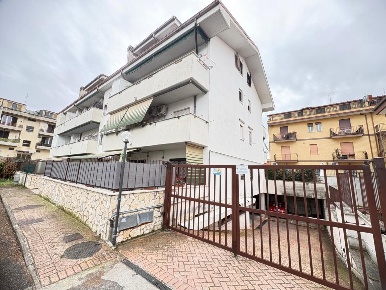 Foto Appartamento in Via Domenico Luparelli, Guidonia Montecelio Villanova