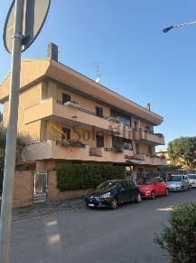Foto Appartamento in Via Luigi Briani 15, Desio di 92 m² con 3 locali