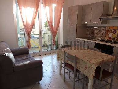 Foto Appartamento in Salita San Pietro 4, Sanremo Ospedale di 40 m²