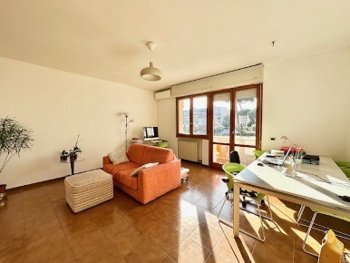 Foto Appartamento a Viareggio Darsena - Ex Campo di Aviazione di 110 m²