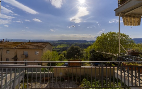 Foto Appartamento in Via Roma, Campagnatico di 170 m² con 9 locali