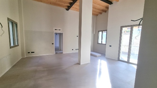 Foto Appartamento in via mazzini  10, Langhirano Centro di 110 m²