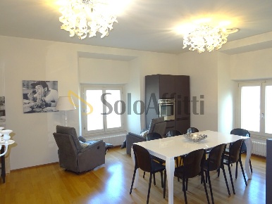 Foto Appartamento a Senigallia Centro Storico di 84 m² con 3 locali