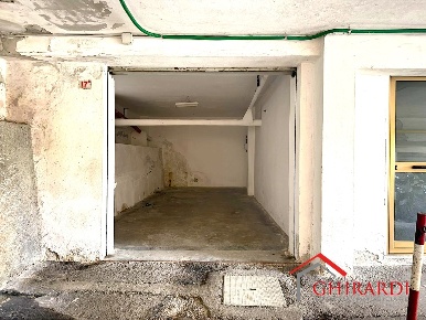 Foto Posti auto in VIA S. ALBERTO  17B, Genova Sestri Ponente di 24 m²