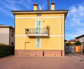 Foto Casa indipendente in Via Lucerna, Perugia di 205 m² con 2 locali