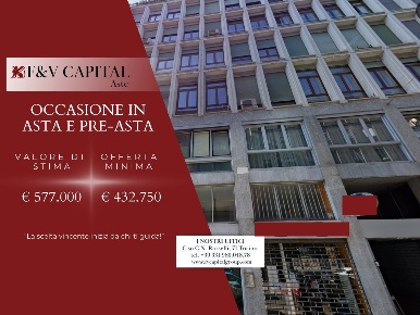 Foto Appartamento in Via Paolo da Cannobio, Milano Duomo di 78 m²