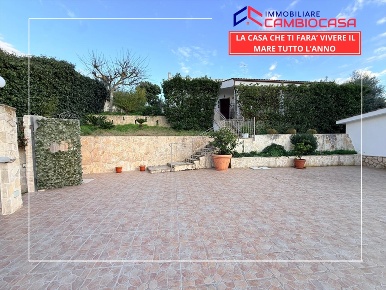 Foto Villa unifamiliare in VIA SATURO 407, Leporano Leporano Marina