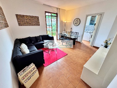 Foto Appartamento in via pirandello, Seravezza di 74 m² con 4 locali