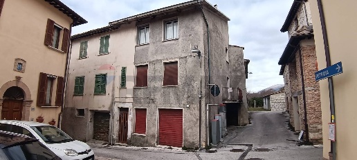 Foto Case semi ndipendenti in Frazione Rigali 42, Gualdo Tadino Rigali