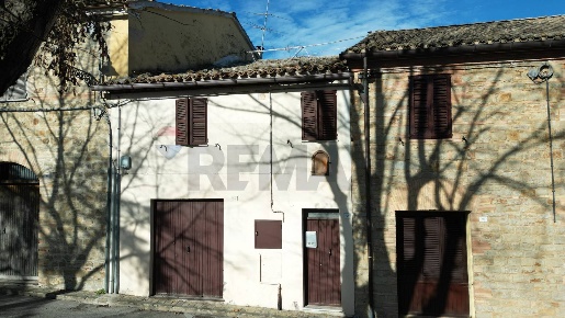 Foto Appartamento in Via Spontini 14, Maiolati Spontini Centro di 190 m²