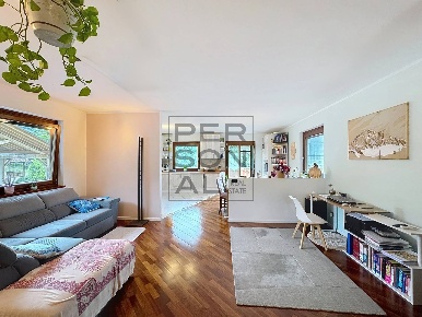 Foto Casa indipendente in Altavalle, Altavalle di 401 m² con 10 locali