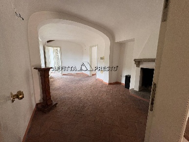 Foto Appartamento a Dovadola di 120 m² con 5 locali in vendita