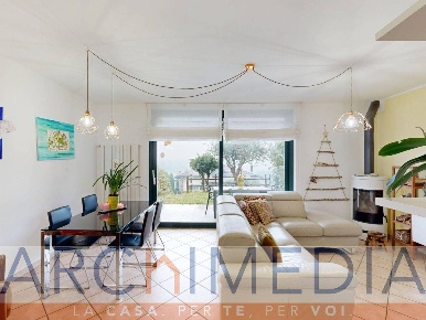 Foto Villa a schiera in Via Papa Giovanni Paolo II, Solbiate con Cagno