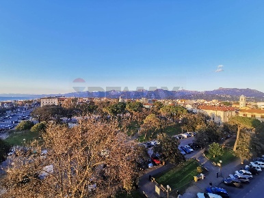 Foto Appartamento in Piazza Massimo D'Azeglio 61, Viareggio Lungomare