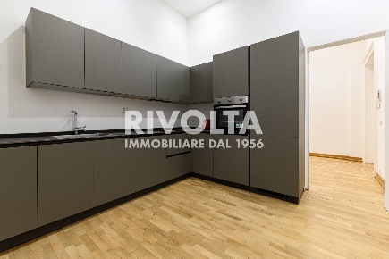 Foto Appartamento in Via Cicerone, Roma Prati di 230 m² con 4 locali