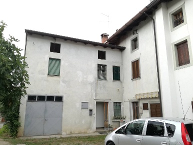 Foto Casa indipendente in via stretta, Remanzacco Ziracco di 255 m²