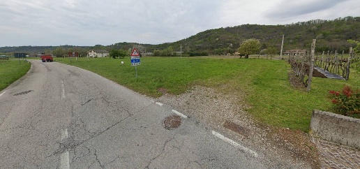 Foto Terreno residenziale in via udine, Attimis Centro di 2700 m²