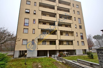 Foto Appartamento in via Sacco e Vanzetti 2, Senago di 78 m² con 3 locali