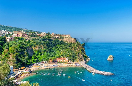 Foto Appartamento in via Bonea 54, Vico Equense Centro di 150 m² in vendita