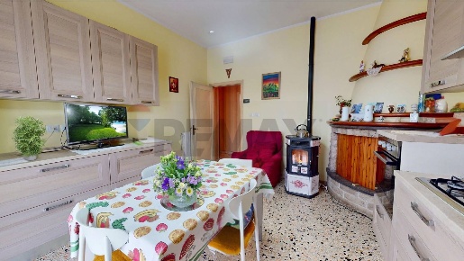 Foto Casa indipendente a Bastia Umbra Costano di 230 m² con 7 locali