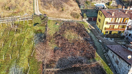 Foto Terreno residenziale in via Rocca, San Paolo d'Argon Centro di 695 m²