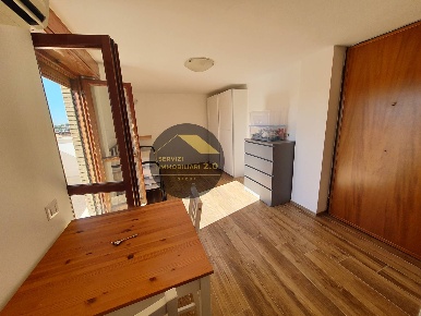 Foto Appartamento in Via Alenda 14, Roma Giardinetti di 28 m² con 1 locali