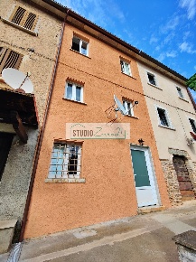 Foto Case semi ndipendenti a Pietrasanta di 95 m² con 4 locali in vendita