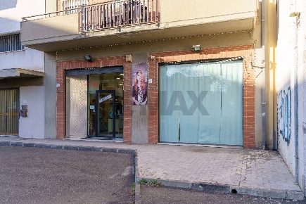 Foto Locale commerciale in Largo Mazzarino Santo 4, Catania Rapisardi