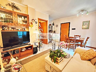 Foto Appartamento a Pietrasanta di 100 m² con 4 locali in vendita