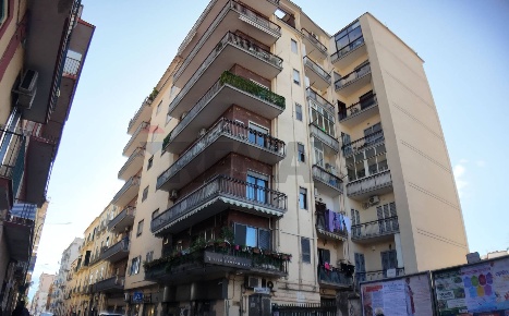 Foto Appartamento in VIA CIRCUMVALLAZIONE 71, Torre del Greco di 152 m²