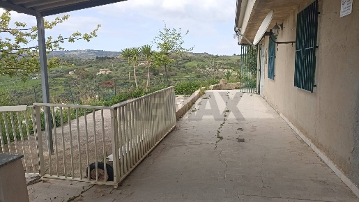 Foto Villa unifamiliare a Giarratana di 100 m² con 4 locali in vendita