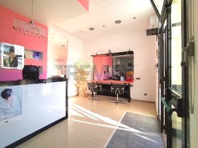 Foto Laboratorio in PIAZZA GIOVANNI XXIII 32-33, Osimo Centro di 90 m²