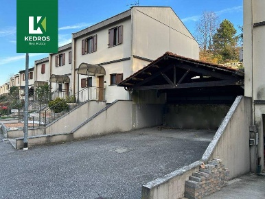 Foto Villa a schiera in Via San Martino 14G, Casciago Centro di 151 m²